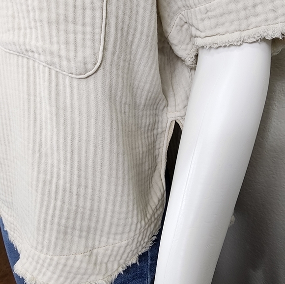 We The Free Oversized Raw Hem Beige Top Size Small - Picture 9 of 16